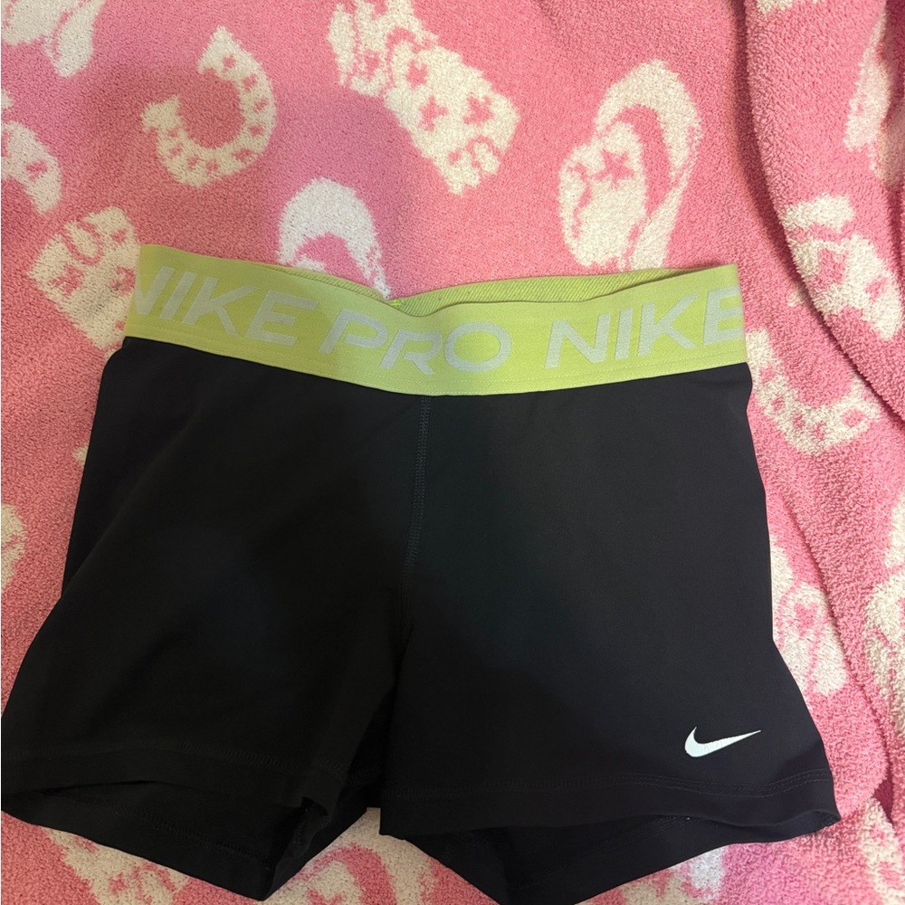Nike Pro Girls' Black Athletic Shorts